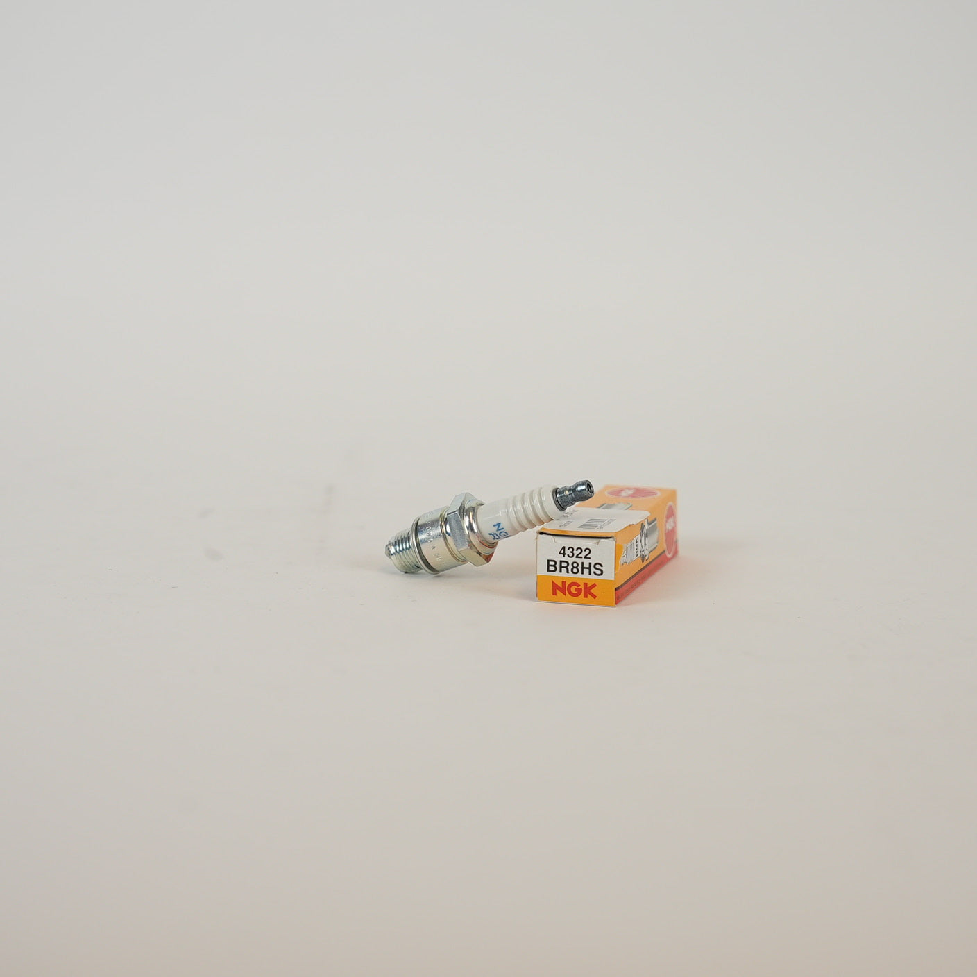 NGK Tändstift BR8HS