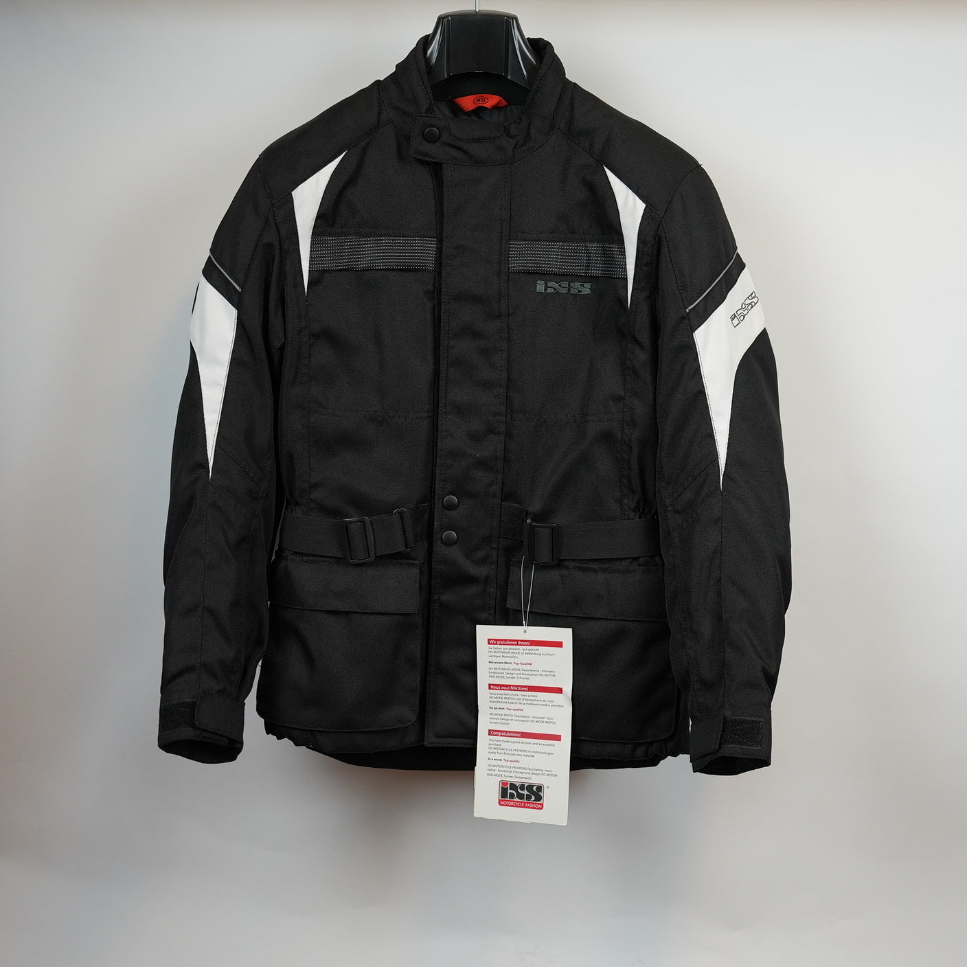 IXS MC-Jacka Evasion