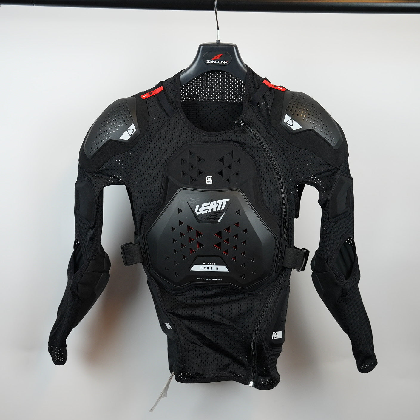LEATT 3Df Airfit Hybrid Skyddsväst