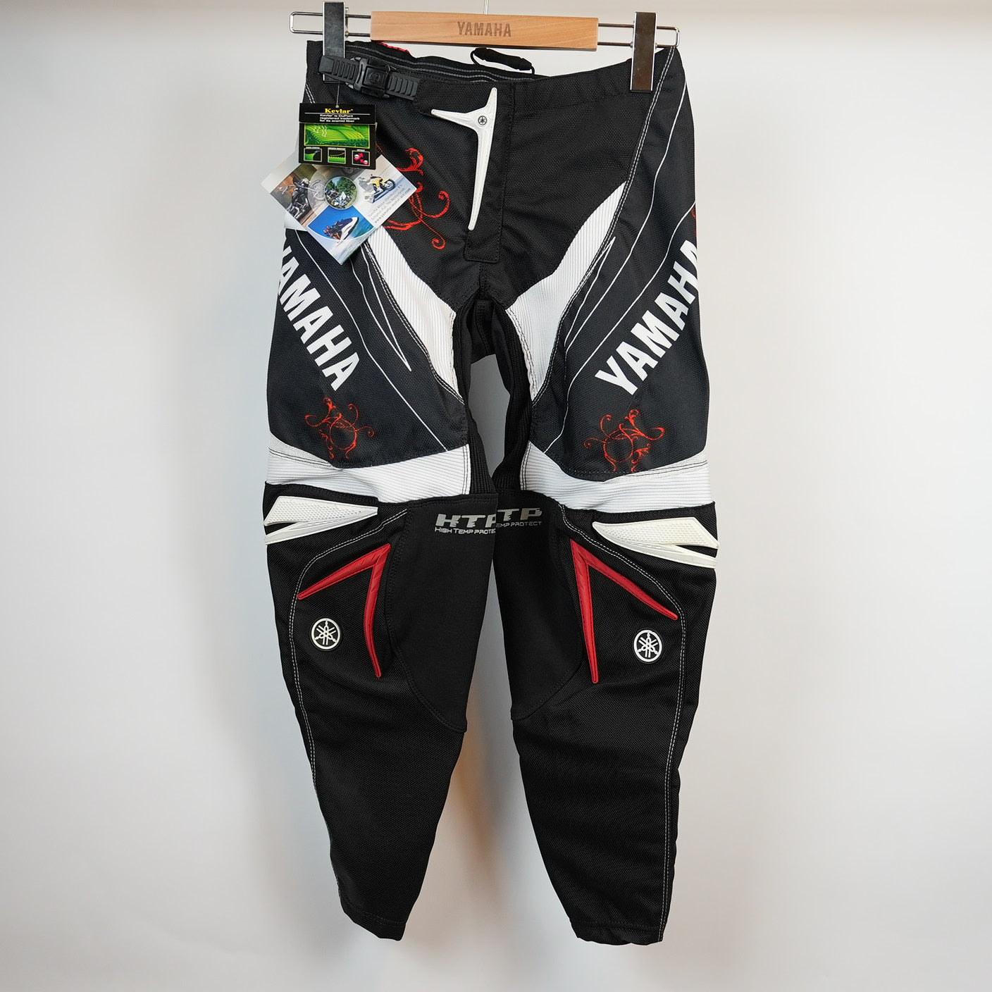 YAMAHA Crossbyxor Barn A09