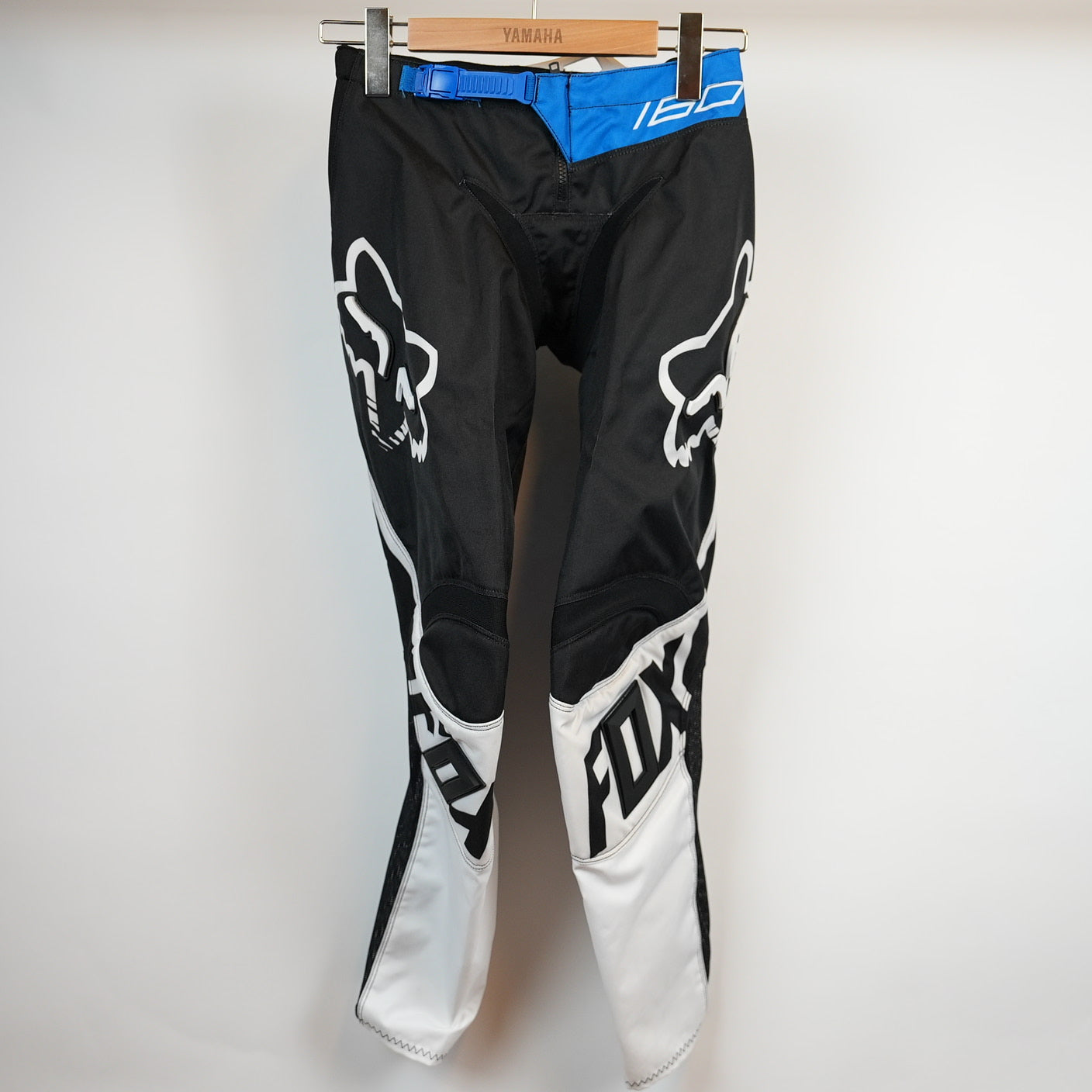 FOX Crossbyxor Barn 1228