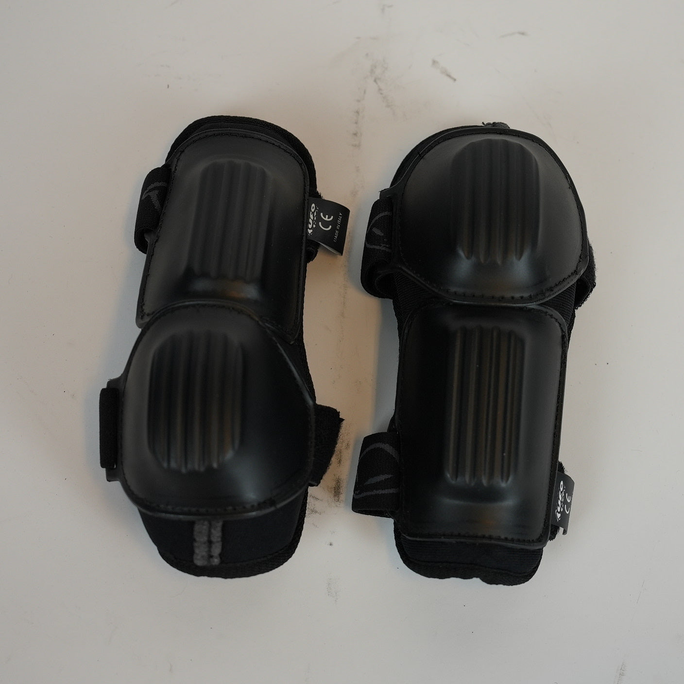 UFO Armbågsskydd Barn