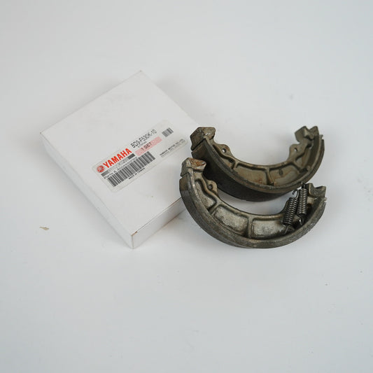 YAMAHA Bromsbackar Fram/Bak