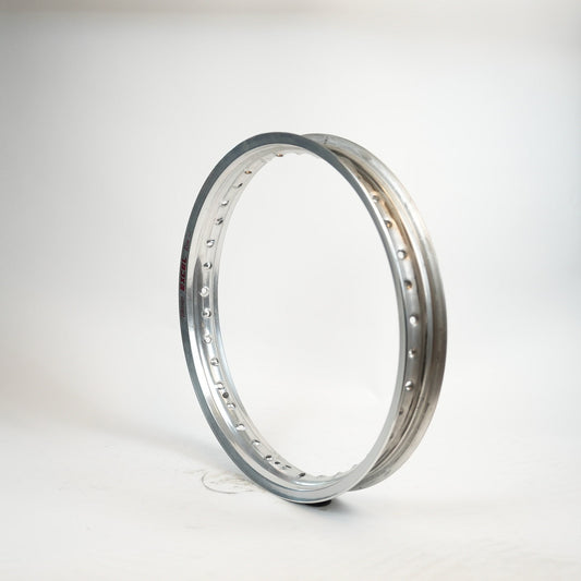 YAMAHA Fälgbana 19" X 1.85