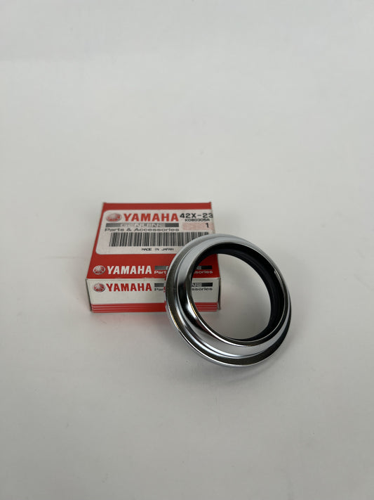 YAMAHA Seal Dust 42X-23144-01-00
