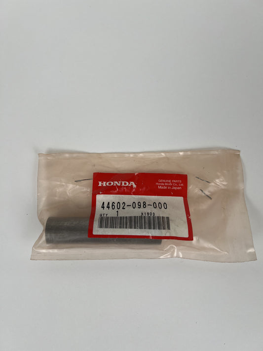 Honda Original Distanshylsa till Hjulaxel 44602-098-000