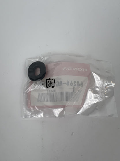 HONDA Monteringsbussning Högtalarpanel 64266-MG9-770